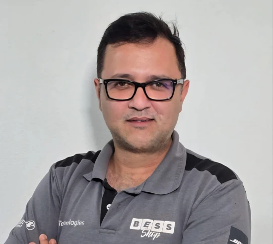 SANDRO  projetores e som profissional em Bess Shop Bess Shop